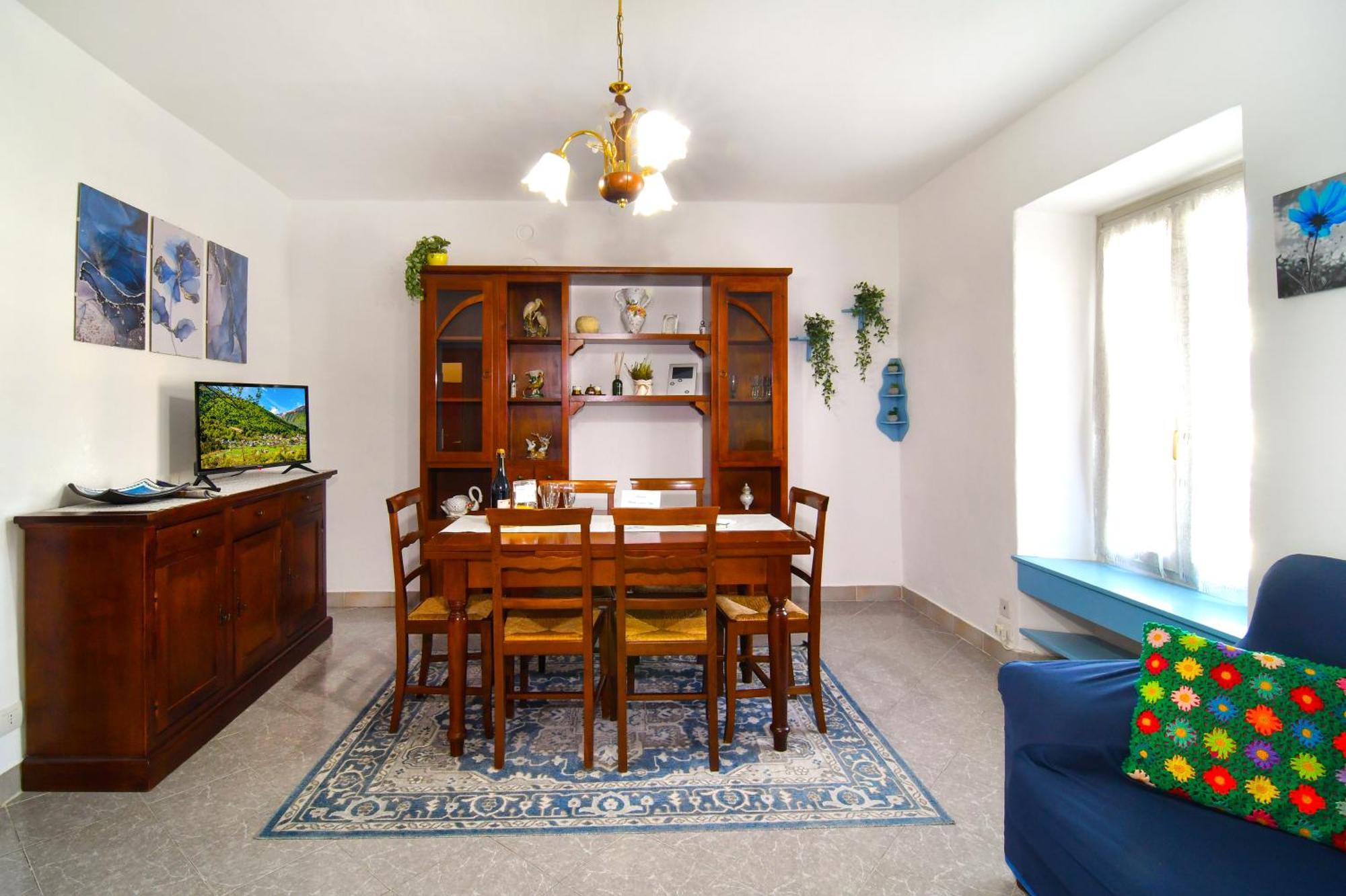 Apartment Nel Blu Dipinto Di Blu Malesco