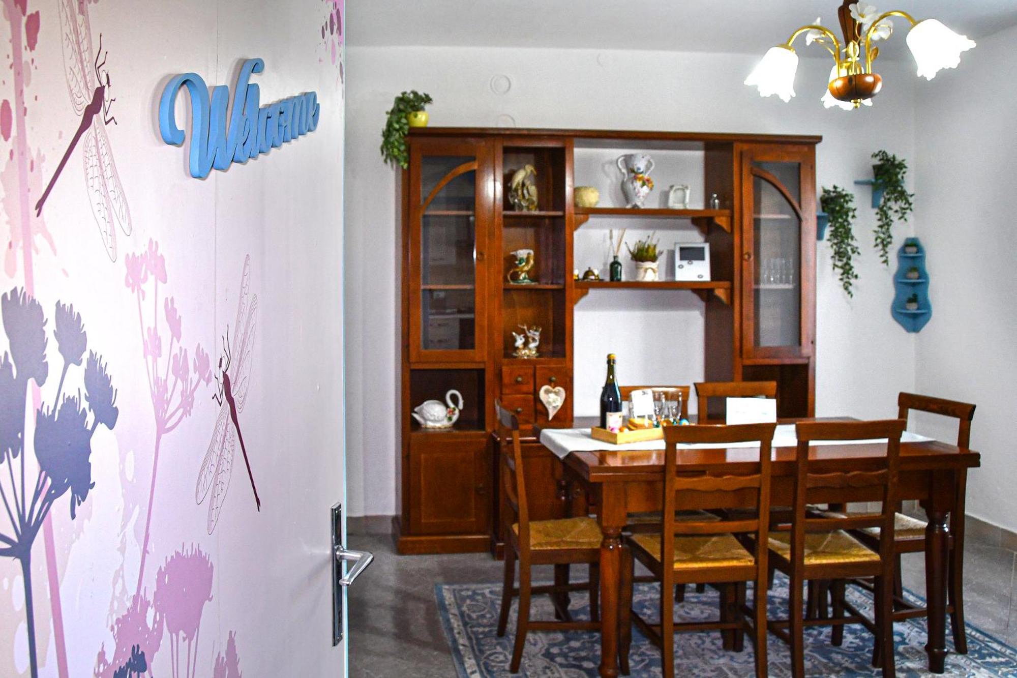 Apartment Nel Blu Dipinto Di Blu Malesco